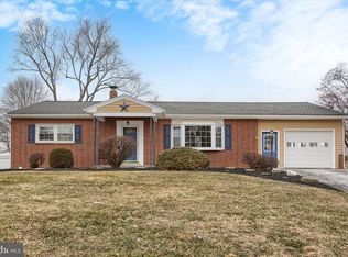 7194 Catherine Dr, Harrisburg, PA 17112