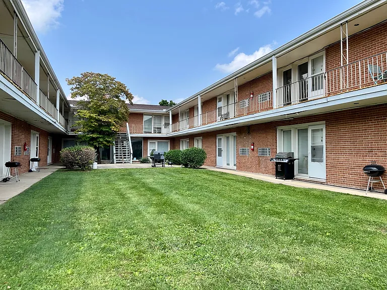 206 W Canedy St #B — Photo 11