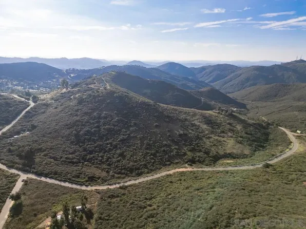 7 Rainbow Glen Rd #0, Fallbrook, CA 92028