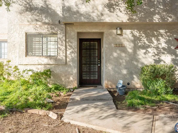 1112 S 8th St, El Centro, CA 92243