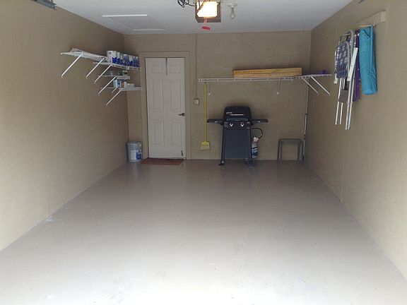 Garage with remote access plus 1 parking spot