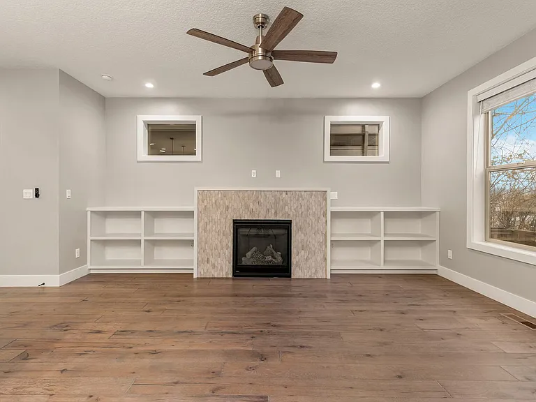 7898 SW Capitol Hill Rd — Photo 2
