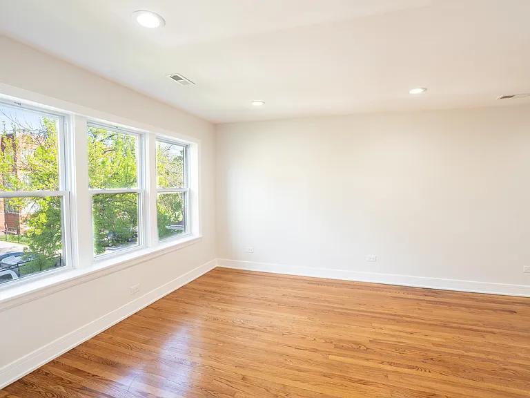 7212 S Euclid Ave #2 — Photo 13