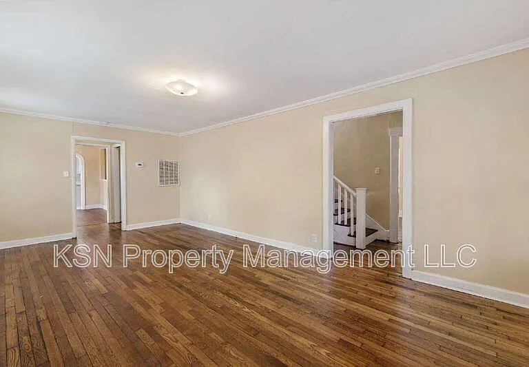 1921 Reynolds St — Photo 26