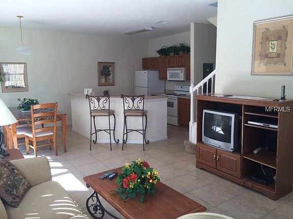 3rd image of 4730 Vero Beach Pl