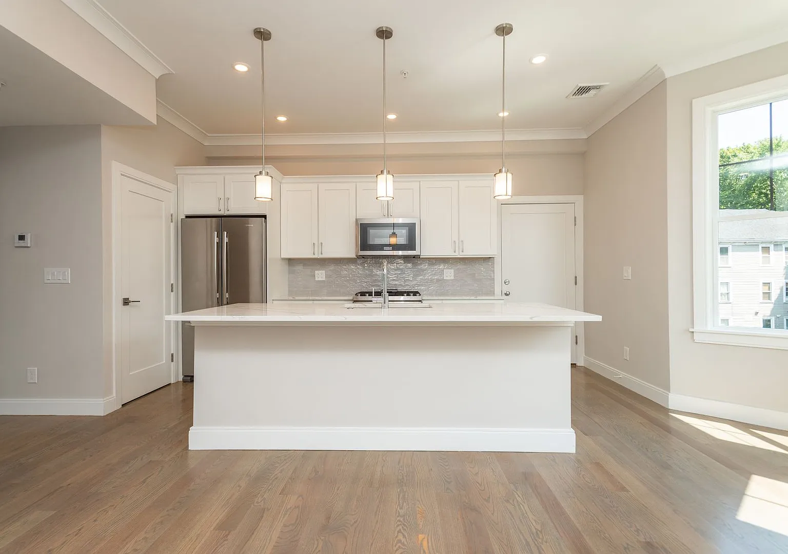 Check out this Jp Listing — Photo 2