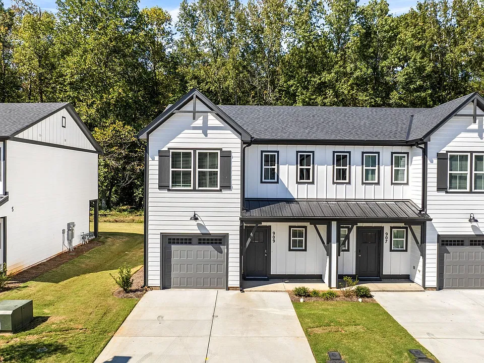 909 Winston Ct