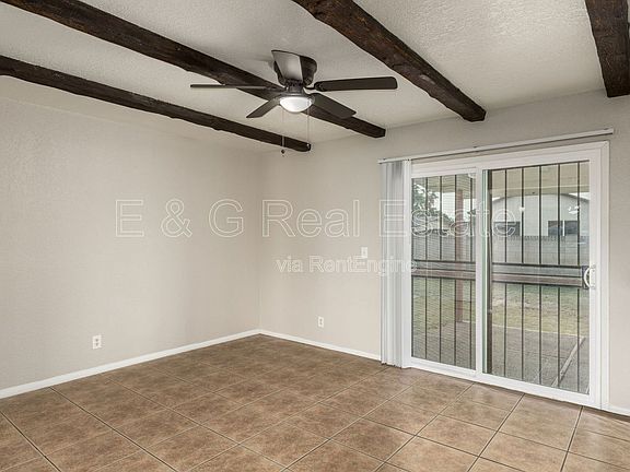 4th image of 2115 E Fairfield St