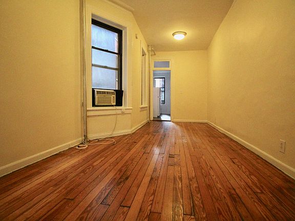 4th image of 410 Amsterdam Ave APT 4S
