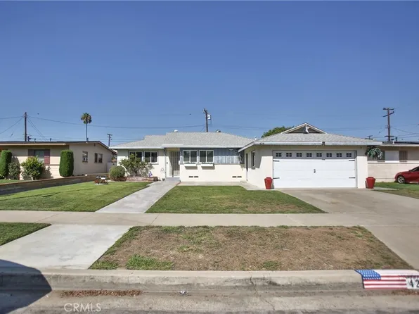 424 S Plum Ln, Orange, CA 92868