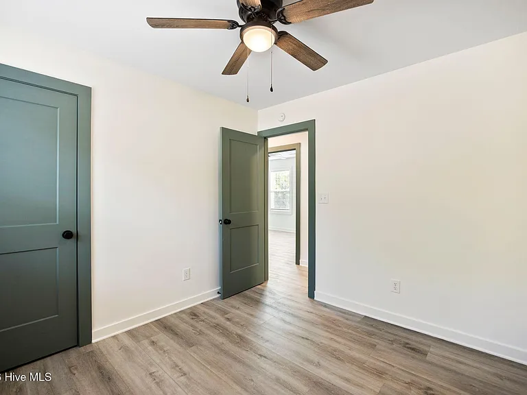 757 Silver Lake Rd — Photo 27
