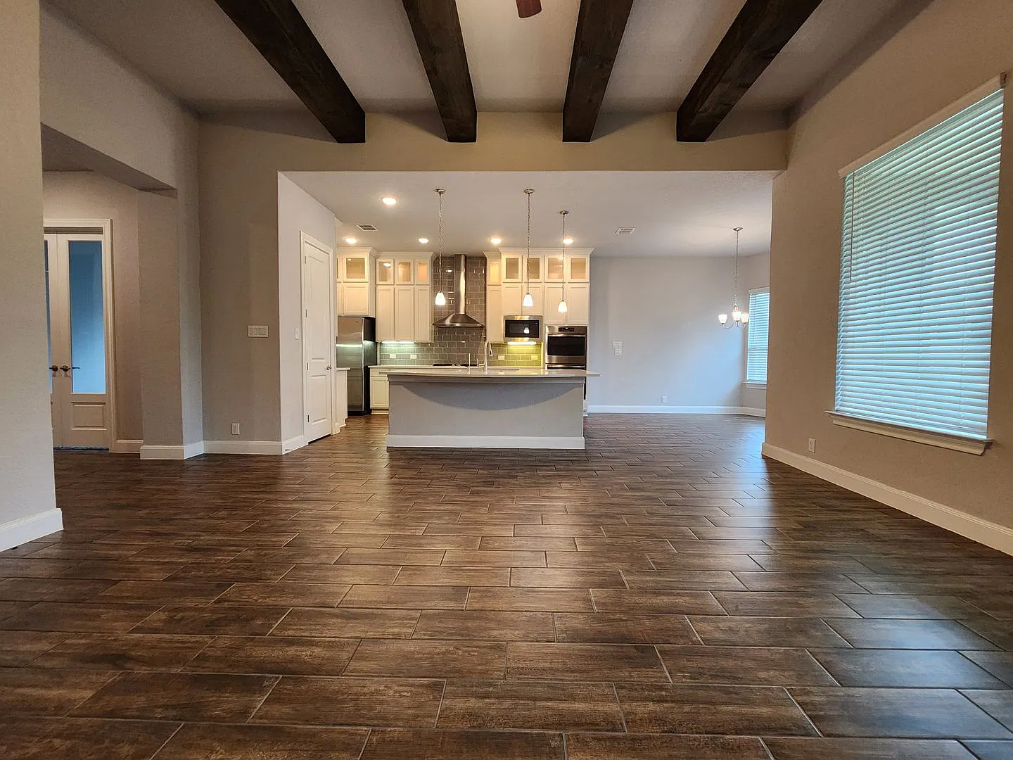 5/3/3 in Settlement at Gruene! Little over 1 Mile to Gruene & the Guadalupe River!! Fridge Includ... — Photo 4