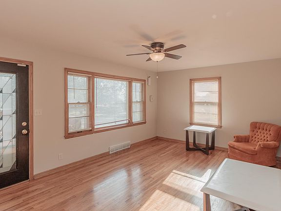 4th image of 4541 Orchard St