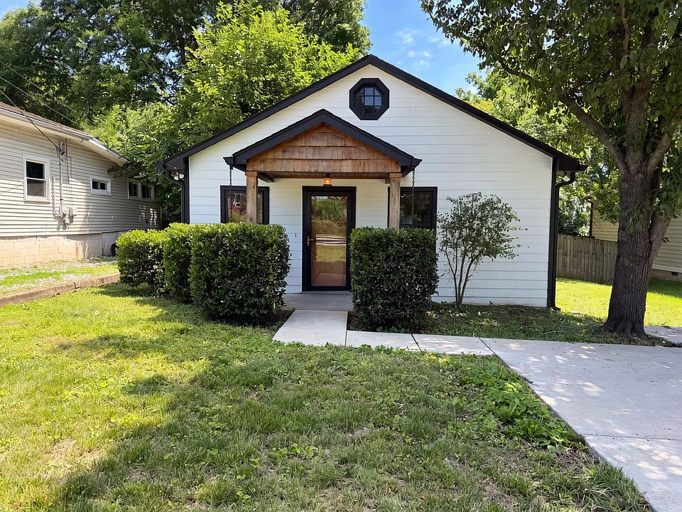 1st image of 509 Drake Ave