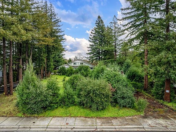 3rd image of 1434 Peterson Lane