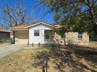 2408 Meadow Ln, Copperas Cove, TX 76522