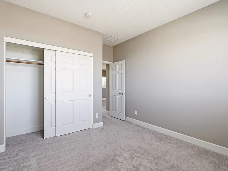 1504 Challedon Dr SE — Photo 37