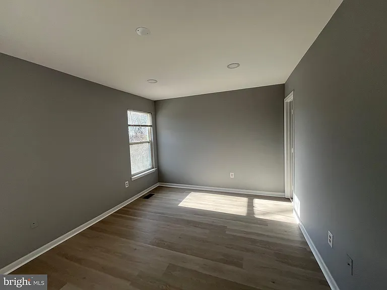 14861 Bolton Rd — Photo 13