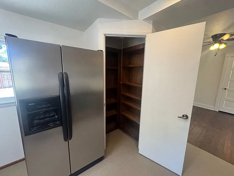 8800 Atascadero Ave — Photo 9