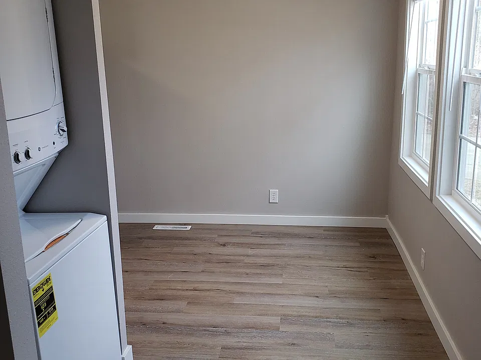 223 SE 121st Rd #4