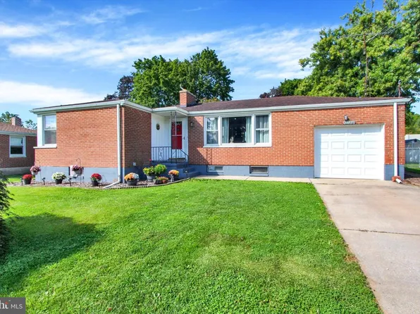 2786 Clearbrook Blvd, York, PA 17406
