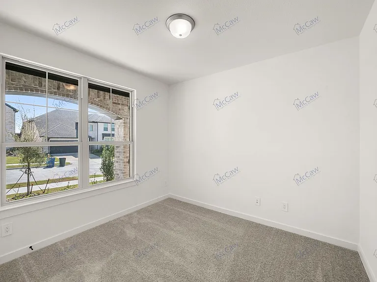 225 Whitetail Dr — Photo 4