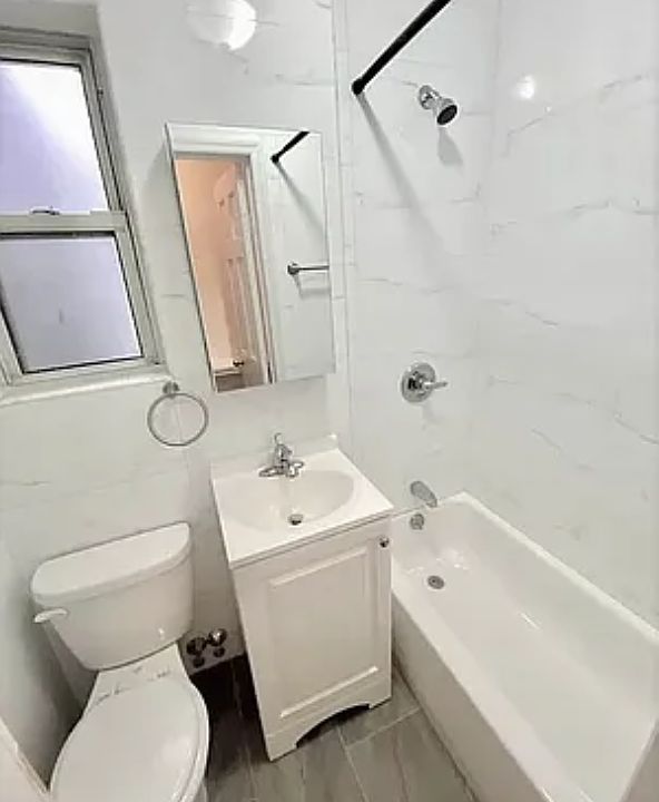 2nd image of 42 E 63rd St APT 2B