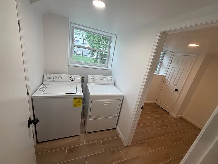 14550 Eastman St — Photo 7
