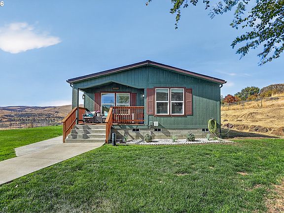 3rd image of 7 Grand View Dr