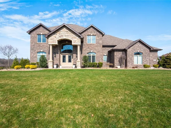 7372 Sierra Dr, North Huntingdon, PA 15642