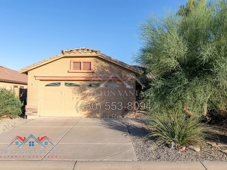 48069 N Rico Way