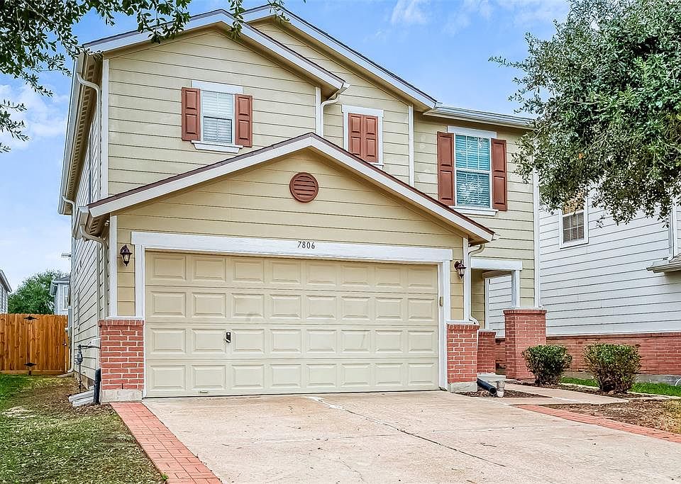 1st image of 7806 Tuhati Forest Lane