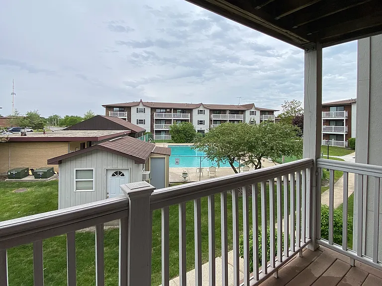 185 Gregory St #10 — Photo 14