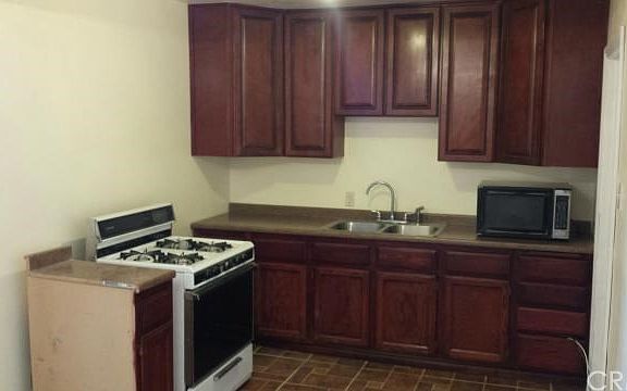 5th image of 8240 Laurelgrove Ave