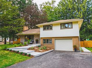 189 Taylor Rd, Hamilton, ON L9G 1P3