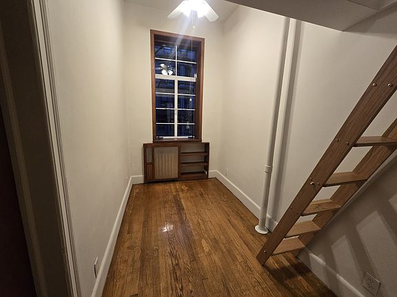 2nd image of 53 W 90th St APT 3