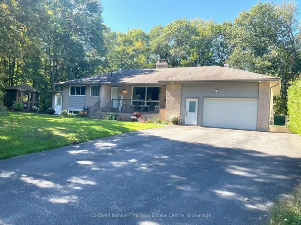 105 Wellington St, Gravenhurst, ON P1P 1B2