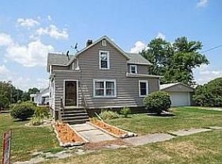 201 E Main St, La Fayette, IL 61449