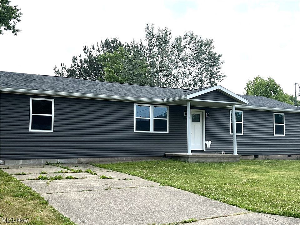 1st image of 301 E Pine St