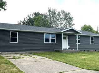 301 E Pine St, Davisville, WV 26142