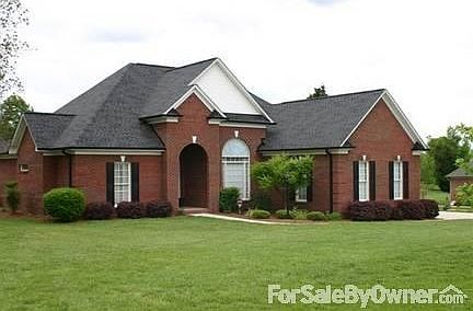 3rd image of 2501 Burton Estates Ln