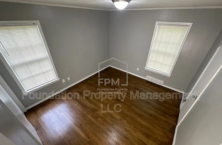 1617 Haywood Ave — Photo 12