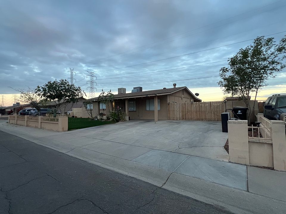 1st image of 8431 W Las Palmaritas Dr