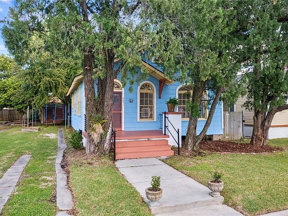 2nd image of 4051 Piedmont Dr
