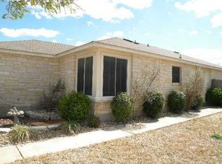 900 Port Daniel Dr, Leander, TX 78641