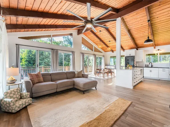 2071 Kilakila Dr, Honolulu, HI 96817