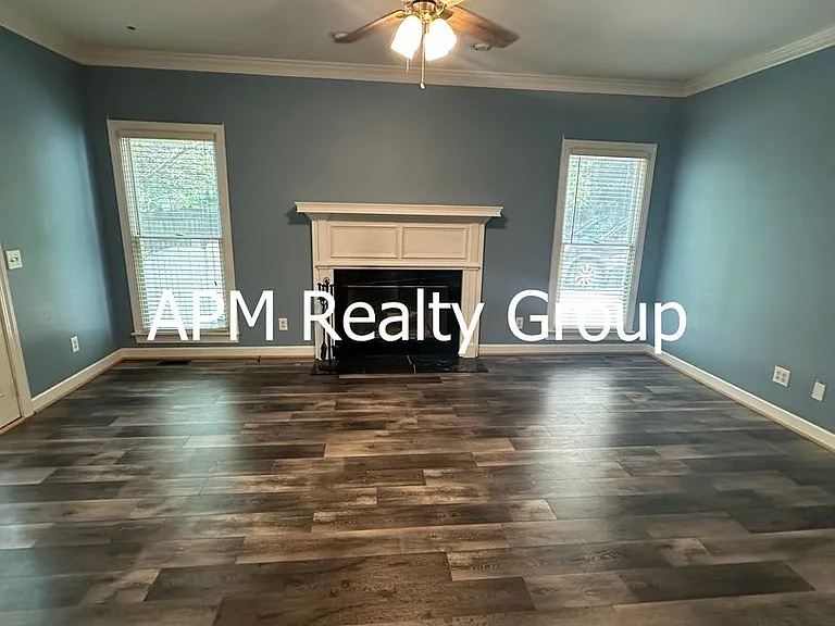 109 Rolling Creek Cir — Photo 12