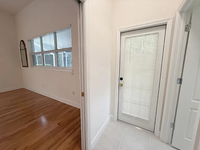 11349 Wedgemere Dr — Photo 33