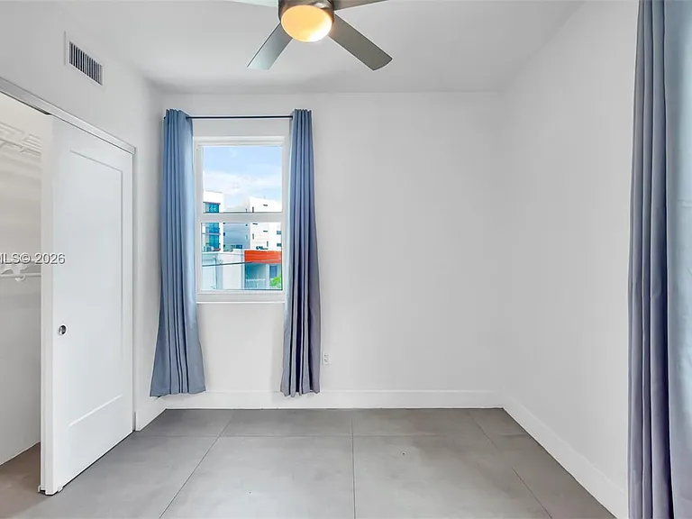 1536 NW 15th Ave #206 — Photo 17