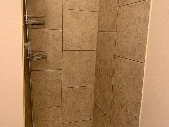 4th image of 998 W Beaver Creek Blvd Suite D309